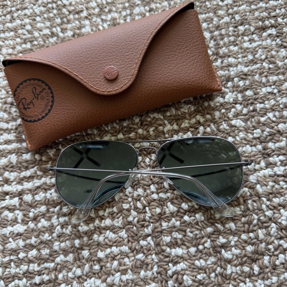 RAY BAN SILVER MIRROR AVIATORS
